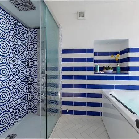 Le Ali Sul Mare,near Elevator, Few Steps,parking בית נופש *