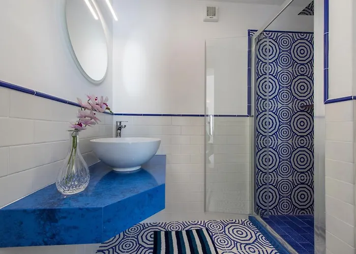 Le Ali Sul Mare,near Elevator, Few Steps,parking Holiday home *
