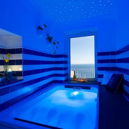 Le Ali Sul Mare,near Elevator, Few Steps,parking 펜션